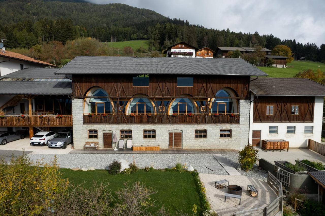 Apartamento Dietrichhof A Bsunders Platzl Velturno Exterior foto